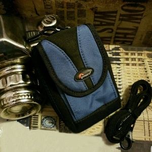 NEW!! Blue & Black Lowepro Camera Case